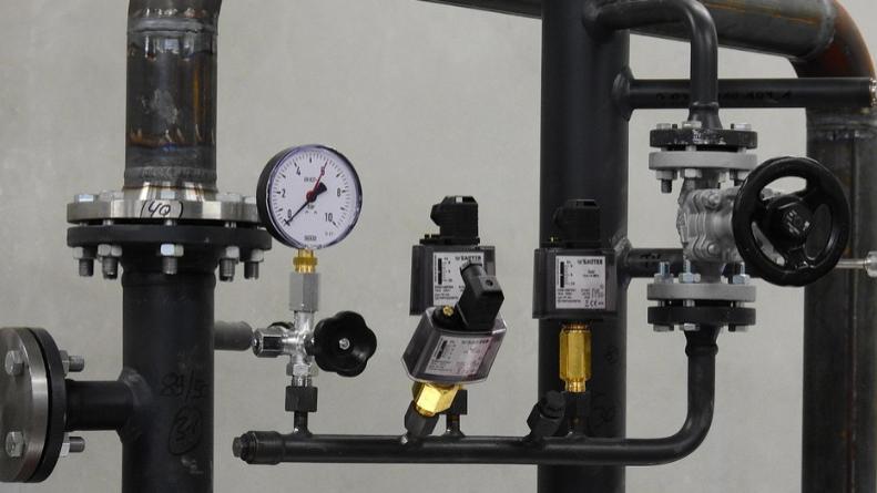 水质硬度、溶解氧、pH值对锅炉热效率的影响与管控策略