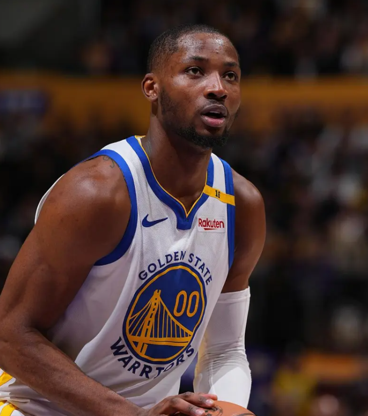 勇士对待库明加的绝对矛盾链条，NBA历史最滑稽的操作之一
1，库明加是负作用，这
