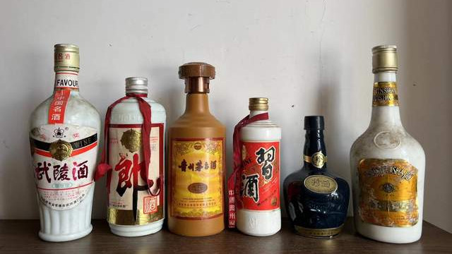 只卖陈年老酒的网红老酒商，我看不上