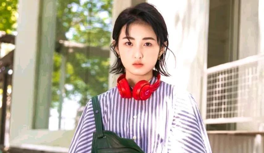 光影长存：张子枫追忆"姑妈"朱媛媛的荧幕情缘
5月22日清晨，演员张子枫在社交媒