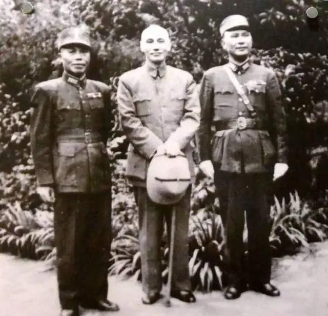 淮海战役前夕，蒋介石对刘峙的能力不放心，准备让白崇禧统一指挥徐州、华中的百万大军