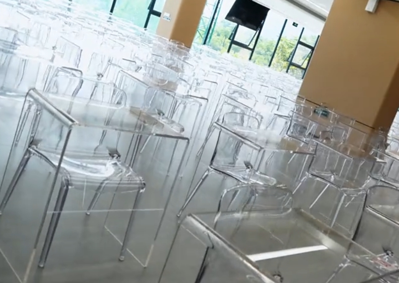 厦门工学院标准版考场来了，智能整洁明亮~