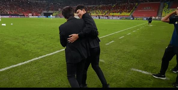 恭喜成都蓉城主场1：0击败江源获得本赛季中超球队亚冠首胜，也是成都蓉城亚冠正赛首