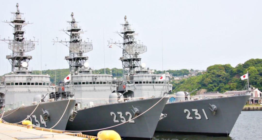 日本媒体周日透露，日本计划向菲律宾出口退役的海军驱逐舰，用以增强两国共同应对中共