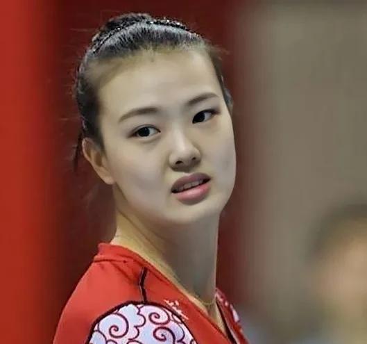 最低票价280元的女排联赛北京站门票销售遇冷，而2025年法网动辄3100元（均