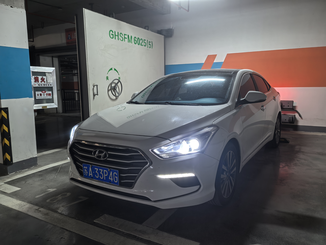 电车好还是油车好
毕业以后参加工作就买了第一辆车是油车，每天通勤50公里，于是参