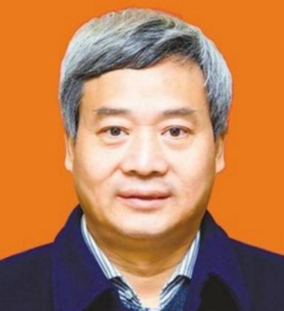 2009年河南医生宋兆普免费到孤儿院看病，可没想到竟发现8成孩子的肚皮比纸还薄，
