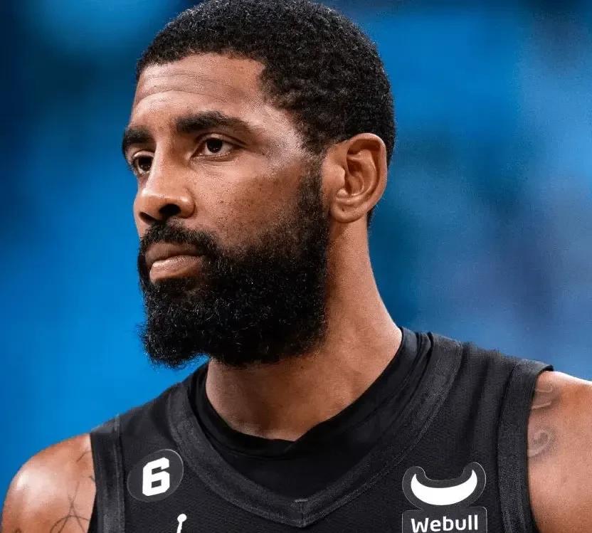 NBA情报局7月23日讯   欧文又开炮了！ 这次他瞄准的不是赛场，而是NBA的