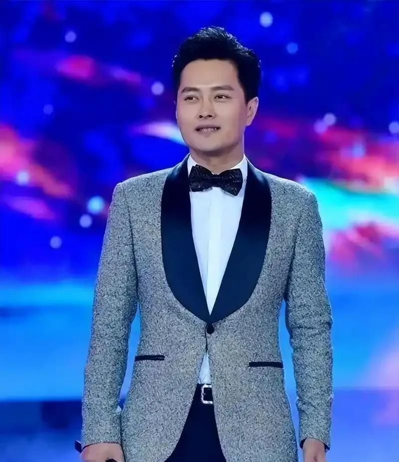 有人喜新厌旧，狠心抛妻弃子，以为外面的“野花”会比家花更香。可现实却狠狠打脸，抛