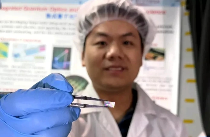 量子芯片取得重大突破！中美两国同日宣布。