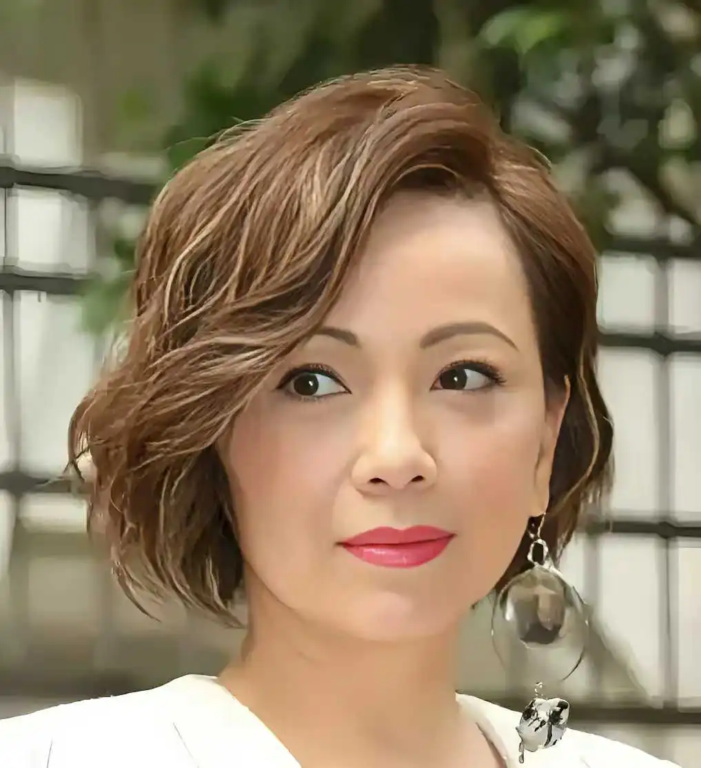 邓萃雯最后悔的事
是不是错过了最疼爱她的万梓良
