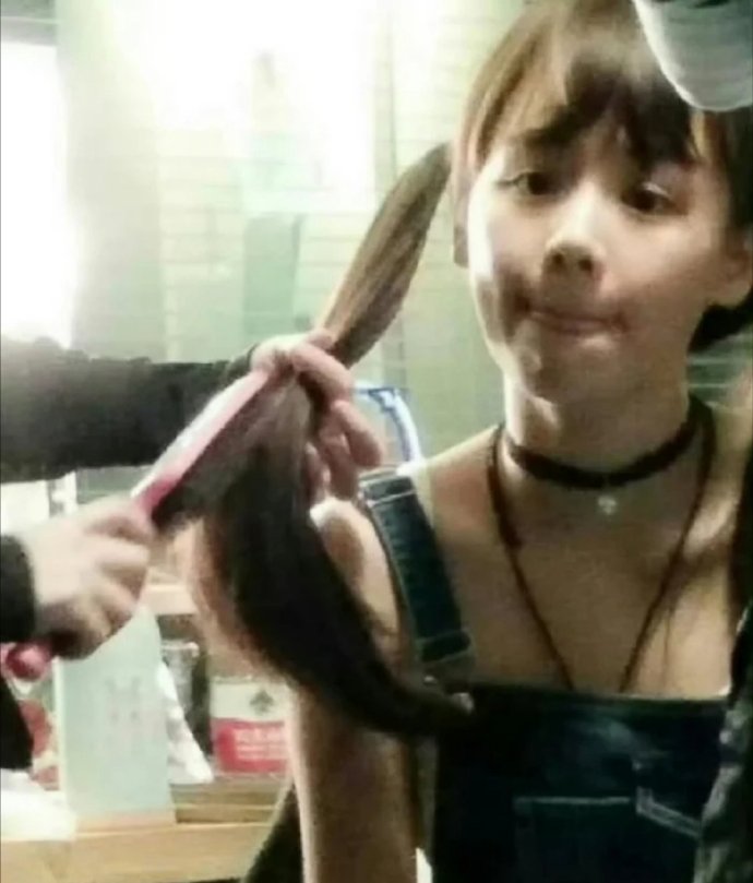 马思纯你还有什么惊喜是我们不知道的！这张过于美了吧，好可爱！ 