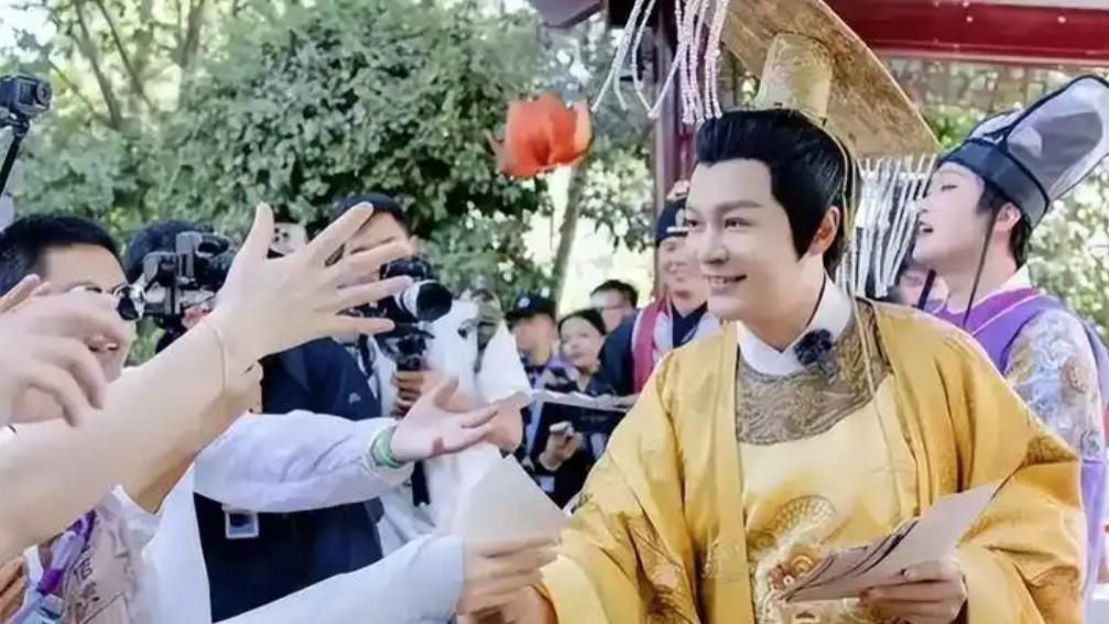 不直播不带货，“李世民”郑国霖景区打工2个月成“顶流NPC”