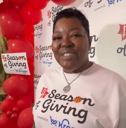 火箭球员凯文-杜兰特的母亲今天接受了采访，谈到自己儿子在休斯顿过得怎么样。
“哦