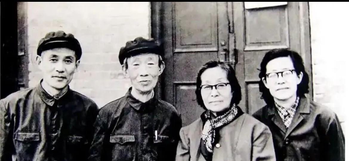 1981年3月19日，山东医学院（今山东大学趵突泉校区）校园内，长柏路二号楼的老