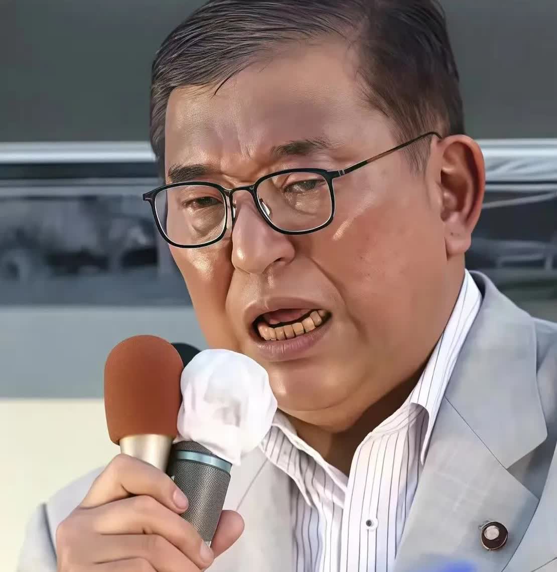 就在刚刚
日本刚刚宣布了

7月23日，日媒称石破茂将辞职。（界面快讯）
