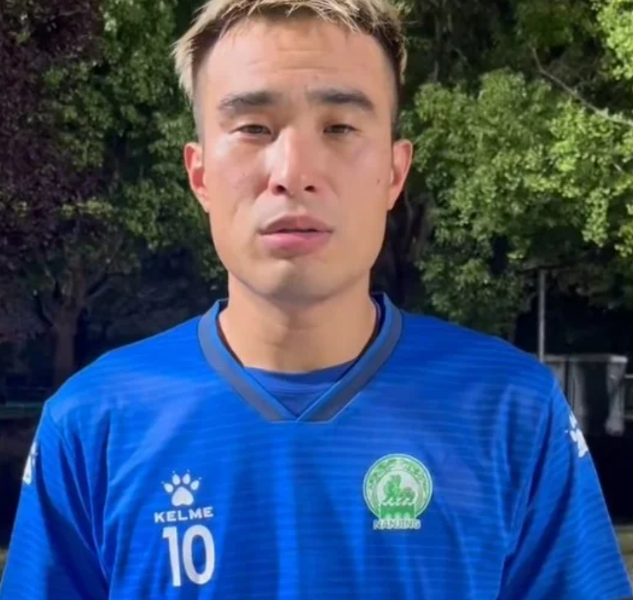 南京队滕帅：常州小朋友不要伤心了

第五轮“苏超”联赛，南京队4:0战胜常州，南