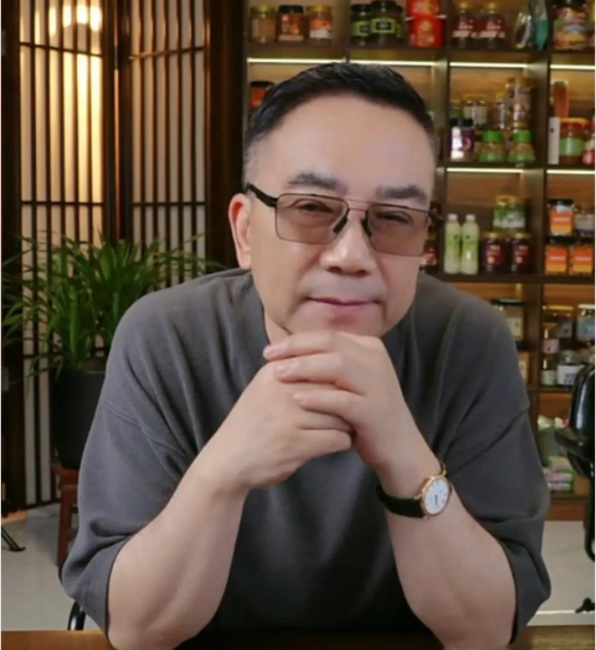 杨议自导自演的电视剧《杨光的快乐生活》，在得到广大观众认可的同时，也让杨议是名利