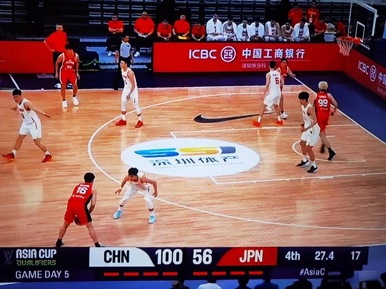 提前预告一下。中国男篮大胜日本男篮。虽然对手较弱。但总算报了一箭之仇。比赛最后时