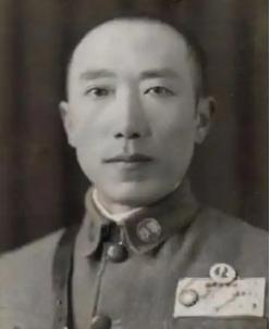 [浮云]1941年，土匪乔日成投降日军，却不听日军指挥，日军中将亲率万余人围歼，