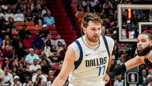 三少时代降临！东契奇场均41分，改写NBA历史，詹皇安心退居二线