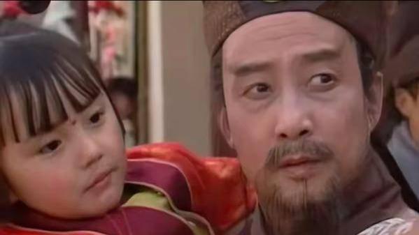 作者写甄士隐和一僧一道的渊源是为了什么？为何开篇是他们，结局也是他们？