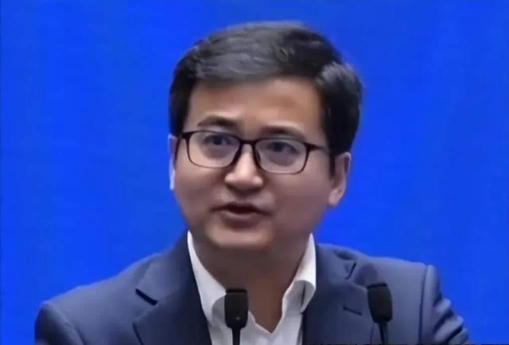 比亚迪李云飞说，中国主流车企根本不存在所谓的"车圈恒大"。其实心慌的一批，正所谓