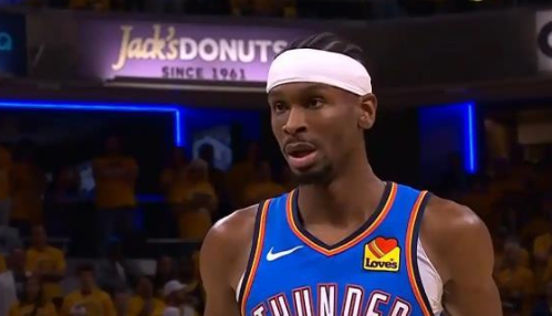 降龙十八哨！福斯特不愧是真正的goat，他的统治力强于乔丹、詹姆斯，是NBA商业