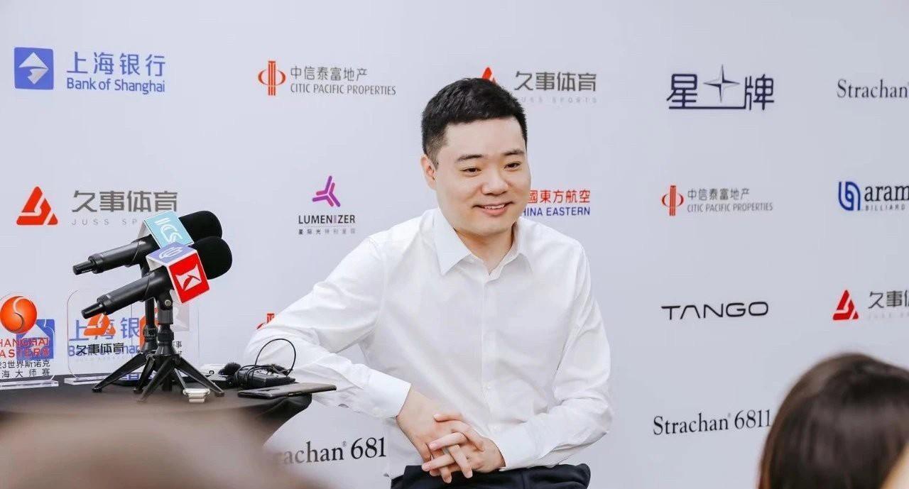 第一位打进世锦赛半决赛的中国球手：傅家俊（2006）
第一位打进世锦赛决赛的中国