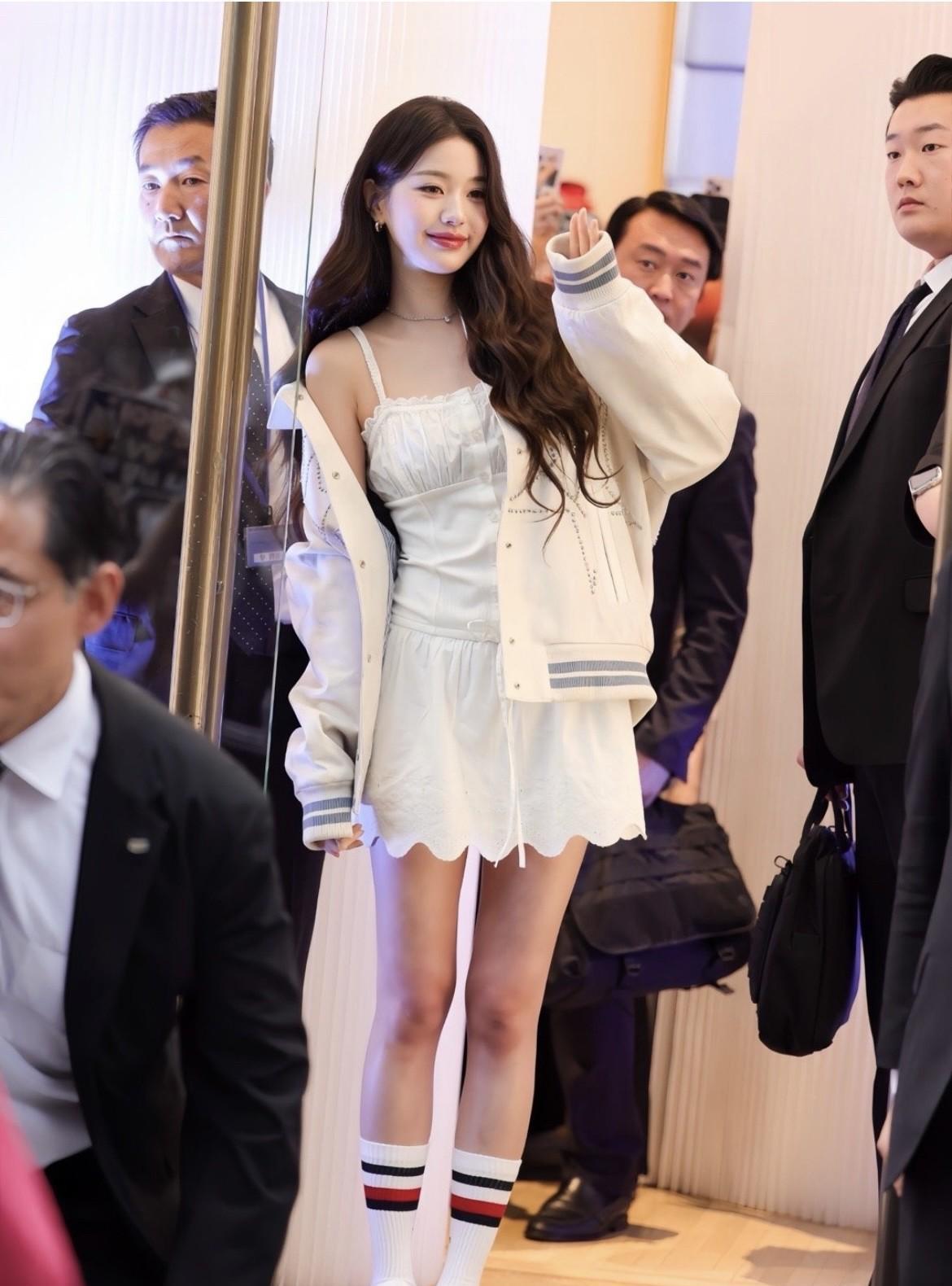 张元英，173cm，财阀的最爱。