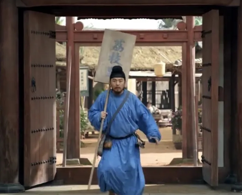 阿僮荔枝园里的丹荔，只有两坛被李善德成功送到长安的圣人和杨贵妃的嘴里，三十亩20