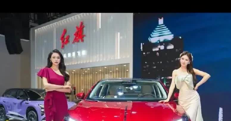 红旗车可以说是中国汽车之父，也可以说是中年男人的梦想，小时候看到大院里来了一辆小