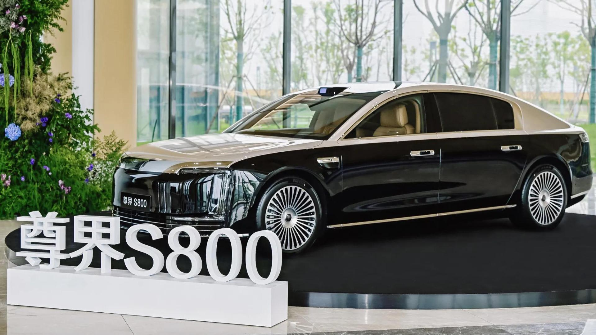 4000台封神！尊界S800改写豪华车规则，奔驰急注册新商标应对？