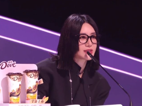 陈佩贤的演唱被观众狂夸，结果评委强行端水马韬，这差距也太明显了。 ​​​