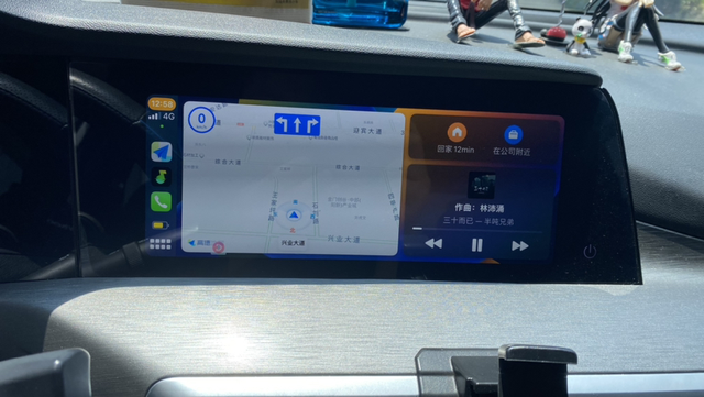 长安OTA升级就是摆设两年就升级一次
长安一直不更新车机系统和地图升级，导航经常