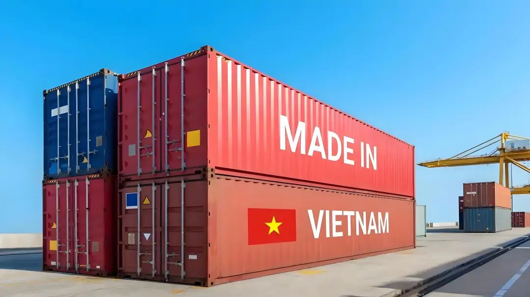 终于越南还是对转口贸易下手了
越工贸部宣布严查“伪本土制造”问题，规范国内商品的