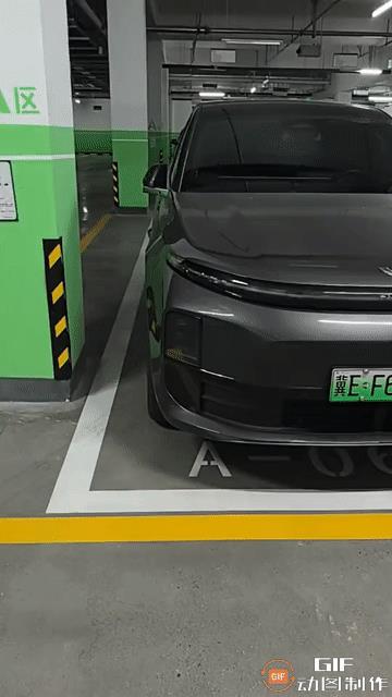 停的挺好，可这是你车位吗！？
