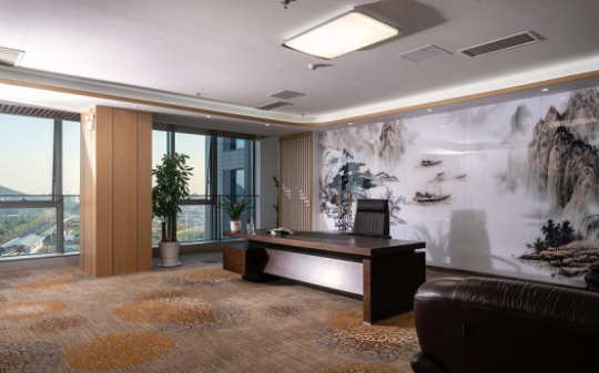 53岁女董事长胰腺癌申请国外治疗，律师颤抖递份文件：您看看这个