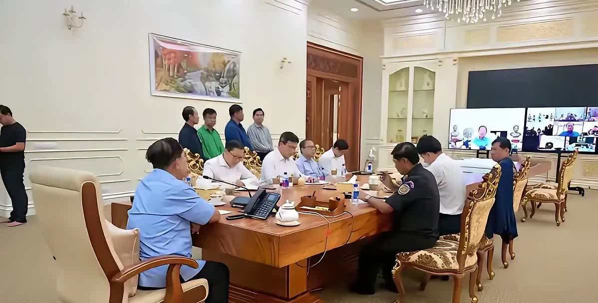 泰柬冲突，基本上没人会站在柬埔寨一边

为什么？因为所有人都知道，柬埔寨就是