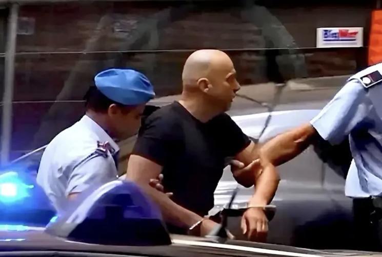 “北溪”管道被炸案嫌疑人拘留期延长，这案子越挖越深。波兰华沙地区法院于2025年