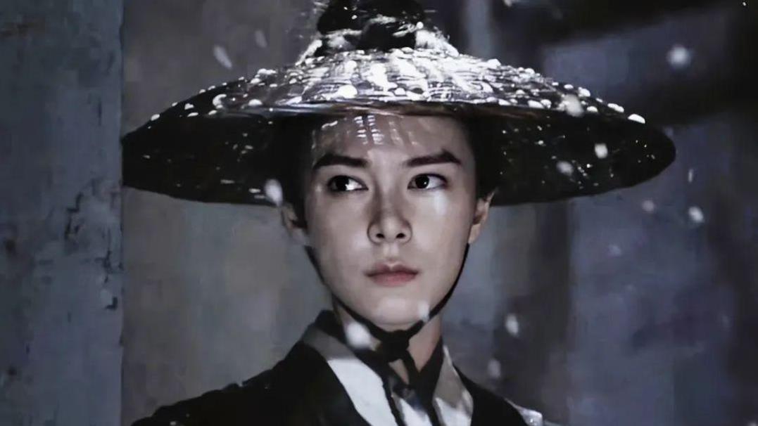雁回时：第一次见表白把观众劝退的男主，难怪观众更爱嗑双女主cp