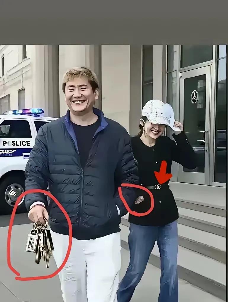 我绝不相信杨兰兰有1.2万亿人民币，这不是扯淡吗？
她有多大本事，能富可敌国？