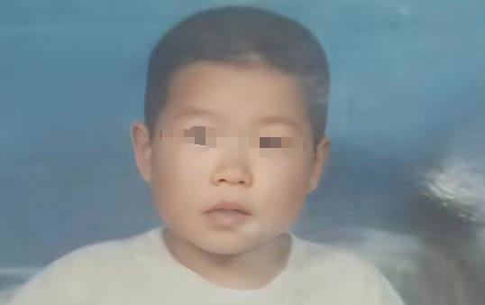 “血浓于水的亲情！”湖南娄底，一母亲丢失孩子30多年，而就在一年前母亲刷视频时，