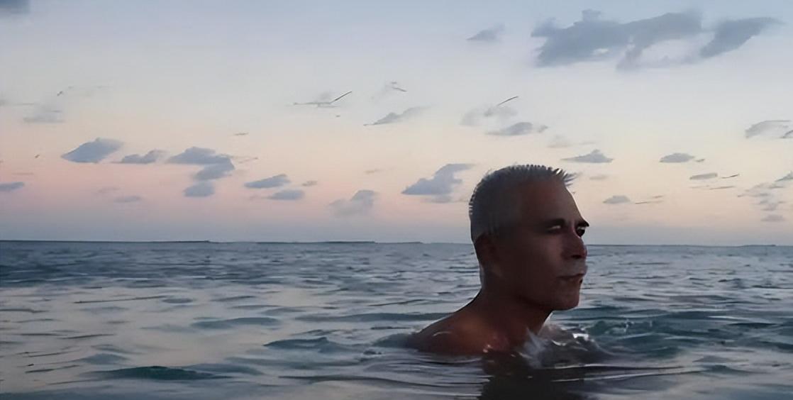 “反华总统”的亡国噩梦：被海水淹没的国家，偷偷求中国遭拒。
在浩瀚的太平洋中部，