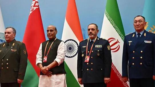 印度大闹上合峰会：拒签声明还要严惩巴基斯坦，哪来的战略自信？