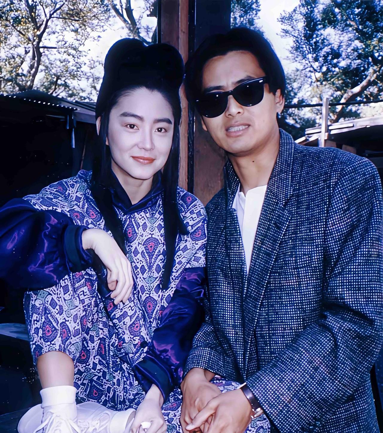周润发与林青霞合作的电影《梦中人》，开创了穿越题材的先河。
即1986年，电影《