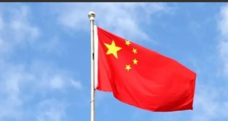 7月17日，中国驻美大使馆发言人刘鹏宇宣布，中国将邀请外国贵宾出席9.3阅兵，其