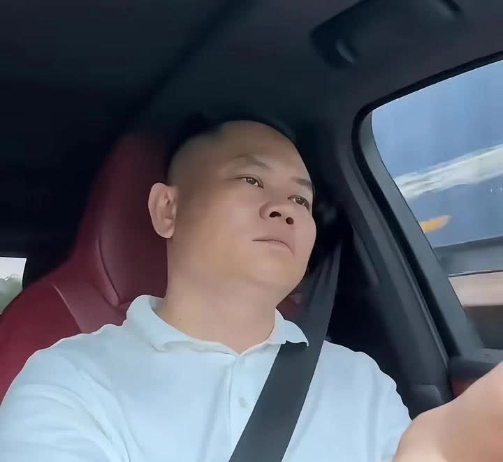 看了汽车网红心水哥的遭遇之后，大部分人对富贵不还乡的想法应该更强烈了吧！
几百