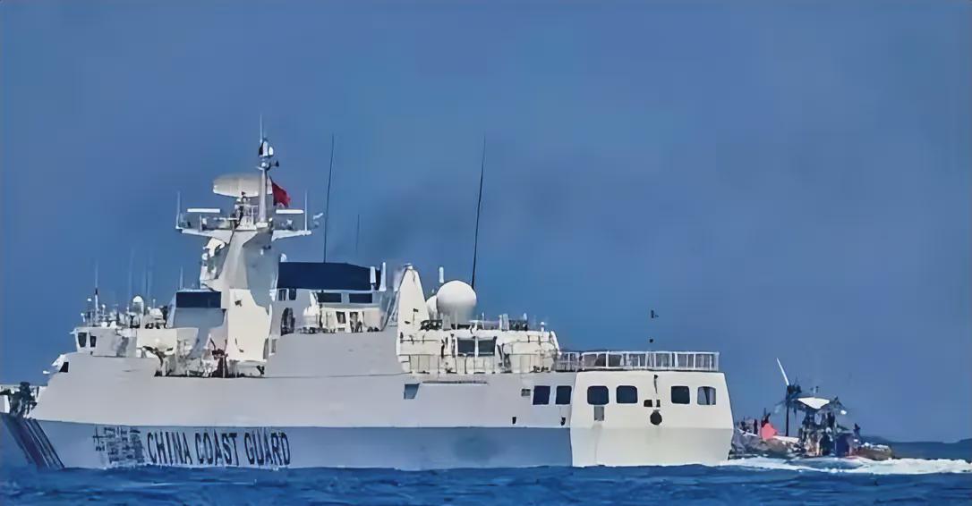 近日，南海海域成功侦破一起特大走私案件，涉案资金高达1.5亿元人民币，查获120