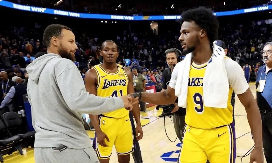 #NBA# 有一说一，就詹姆斯的这个培养资源，布朗尼打出来的概率真心不低了（虽然